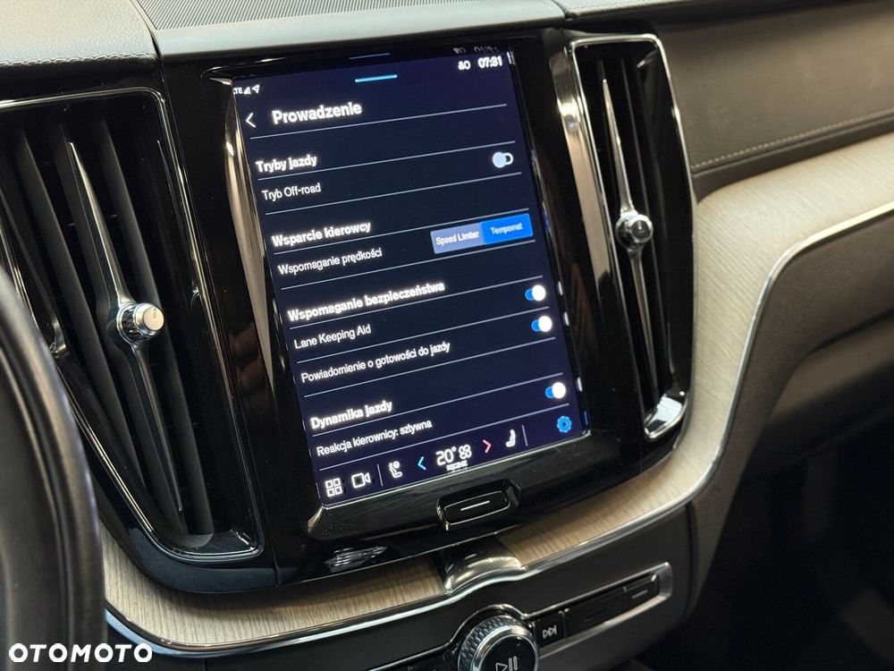 Volvo XC 60 B4 D AWD Inscription - 37
