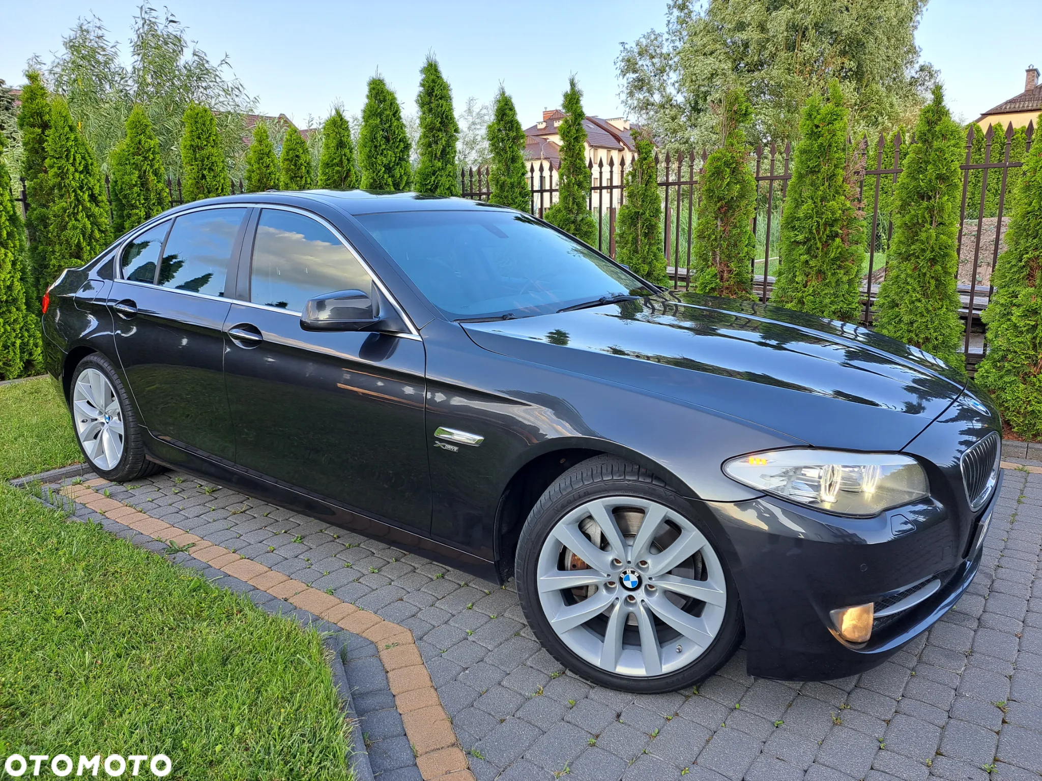 BMW Seria 5 535i xDrive - 11
