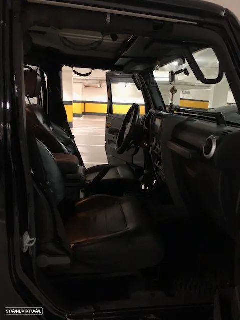 Jeep Wrangler 2.8 CRD ATX Sport - 22