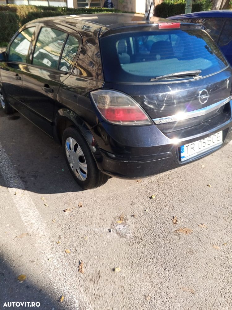 Opel Astra - 4