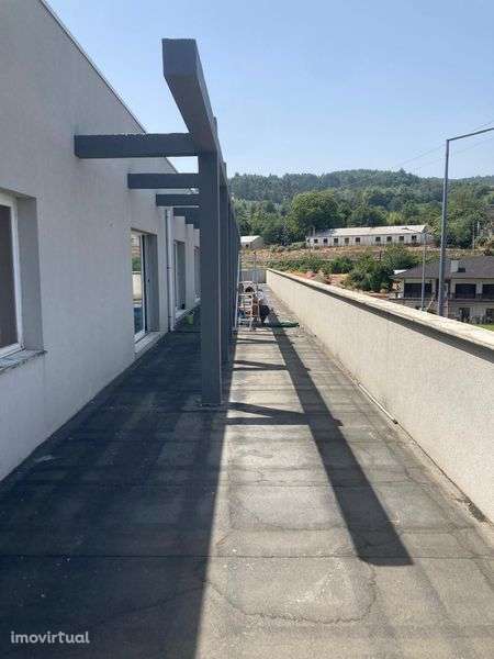 T4 Guimarães zona familiar - Grande imagem: 3/5