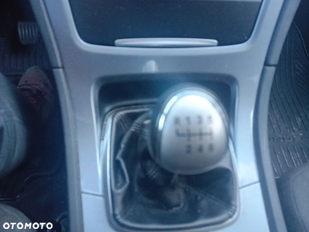 Ford Mondeo SW - 17
