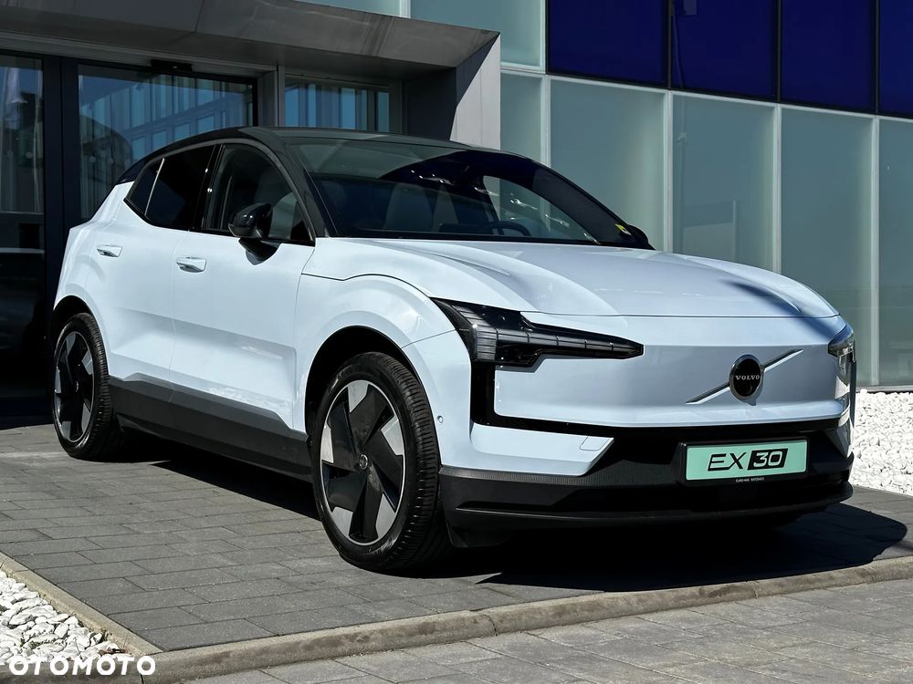 Volvo EX30 69kWh Single Motor Long Range Ultra - 1