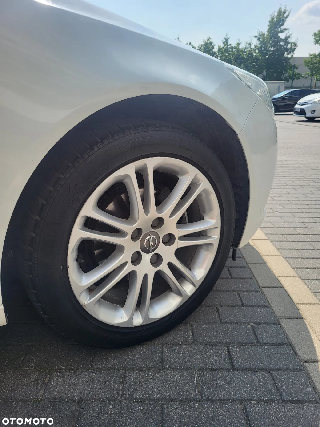 Opel Insignia 1.8 Cosmo - 26