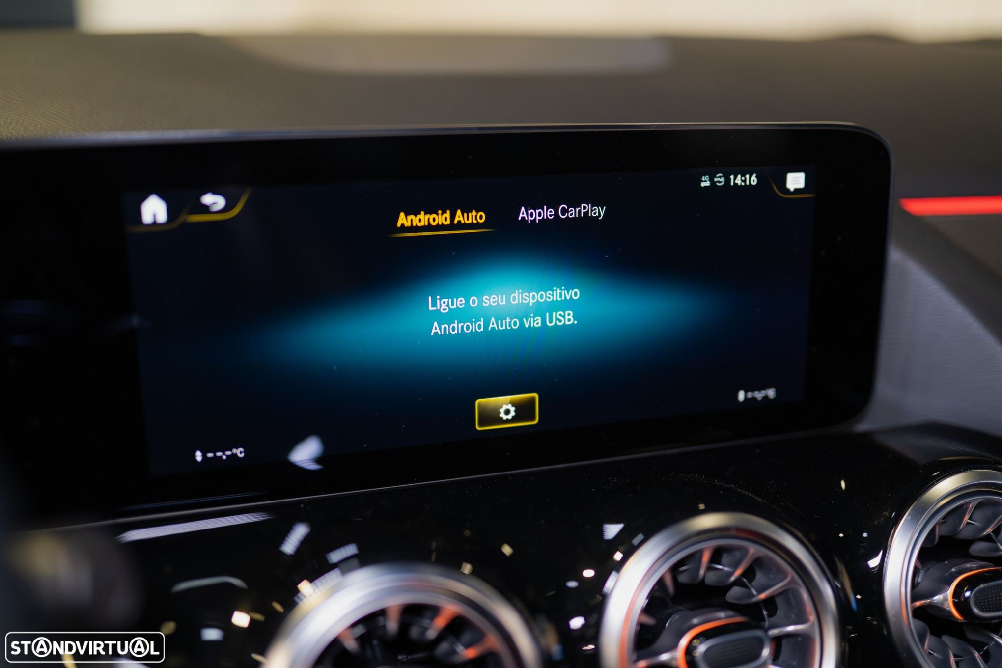 Mercedes-Benz GLA 250 e AMG Line - 39