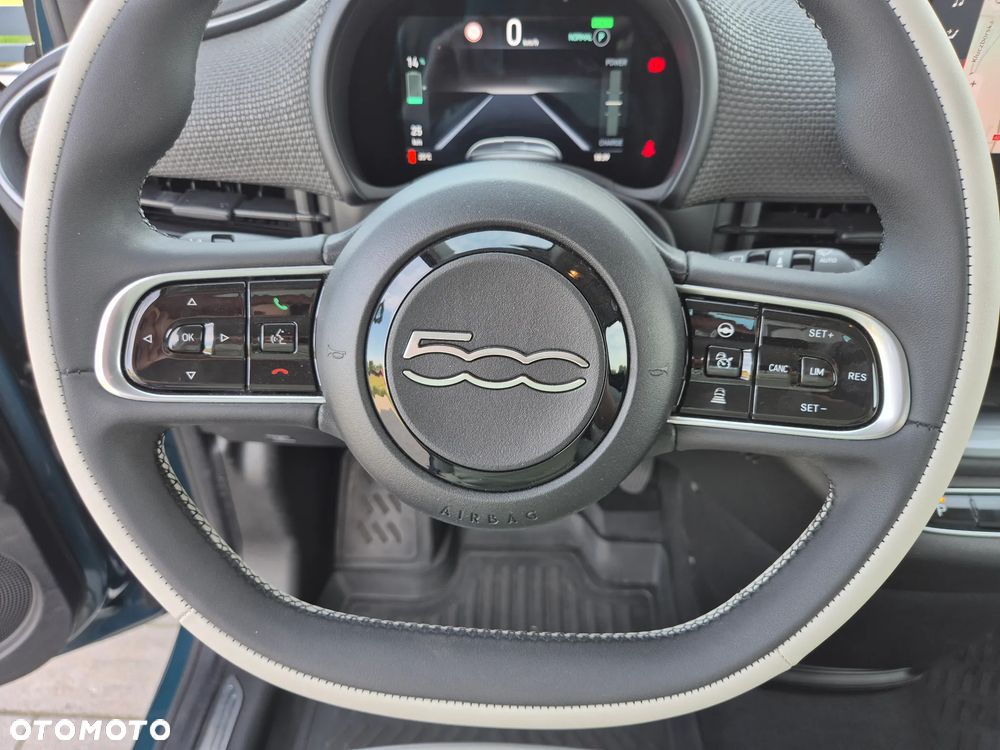 Fiat 500e La Prima - 10