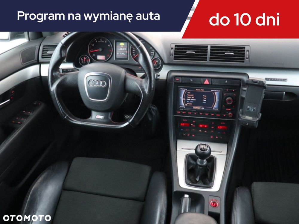 Audi A4 Avant - 9