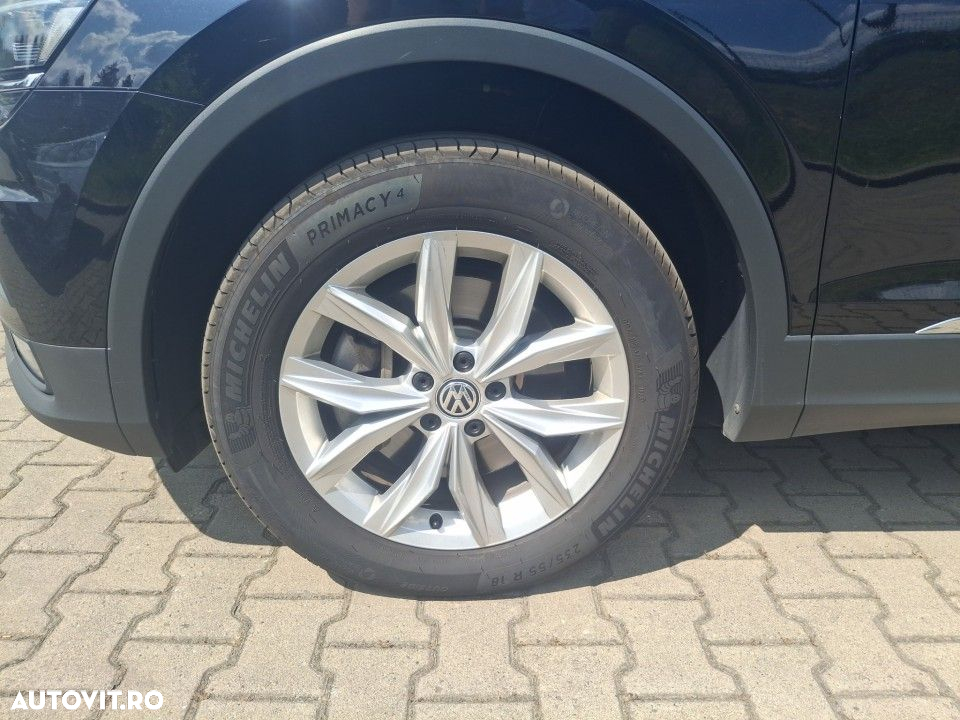 Volkswagen Tiguan - 19