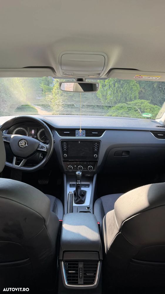 Skoda Octavia 1.6 TDI DSG Ambition - 15