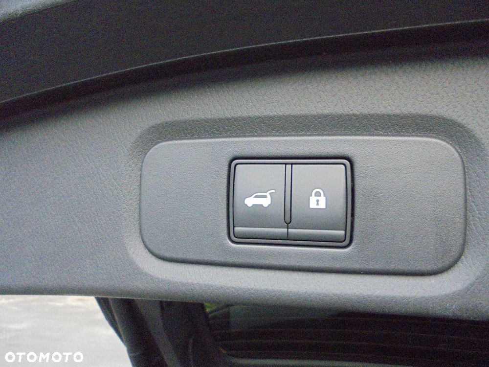 Nissan Qashqai 1.3 DIG-T MHEV Xtronic Tekna+ - 16