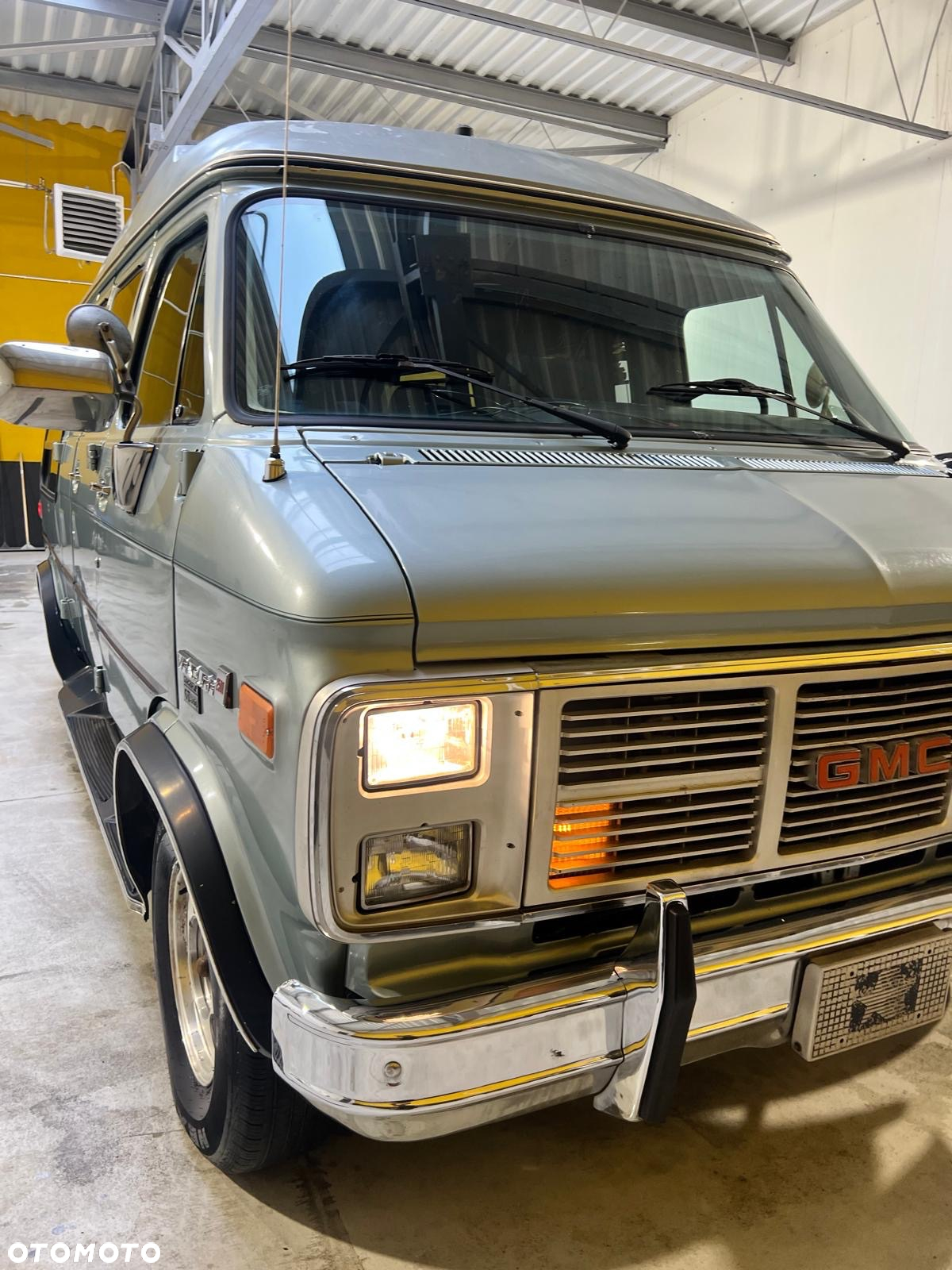 GMC Vandura - 23