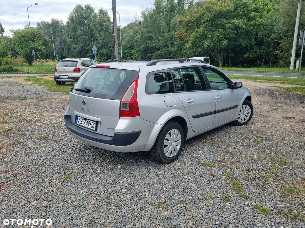 Renault Megane 1.5 dCi Grandtour Authentique - 5