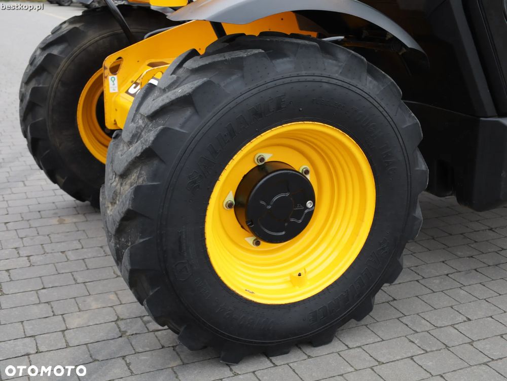 JCB 531-70 - 26