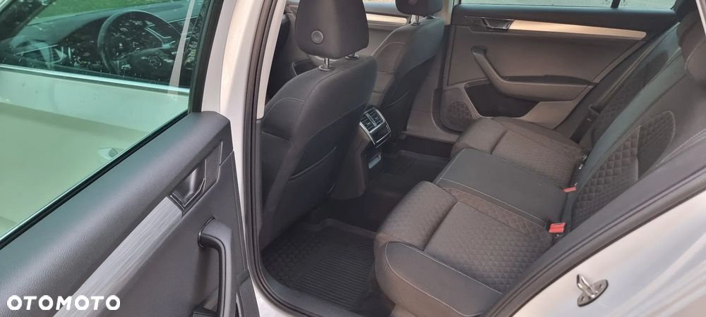 Skoda Superb - 20