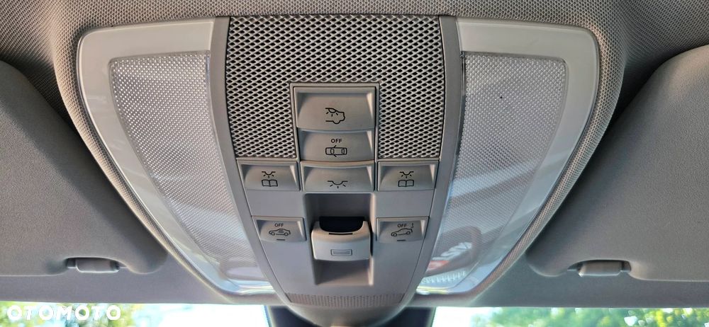 Mercedes-Benz GLK 320 CDI DPF 4Matic 7G-TRONIC - 31