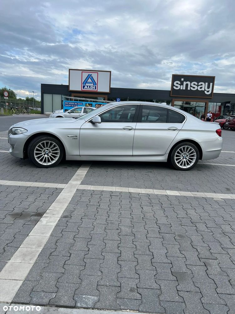 BMW Seria 5 535i xDrive Modern Line - 7