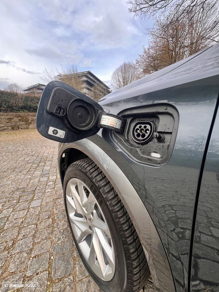 Cupra Formentor 1.5 e-Hybrid DSG - 11