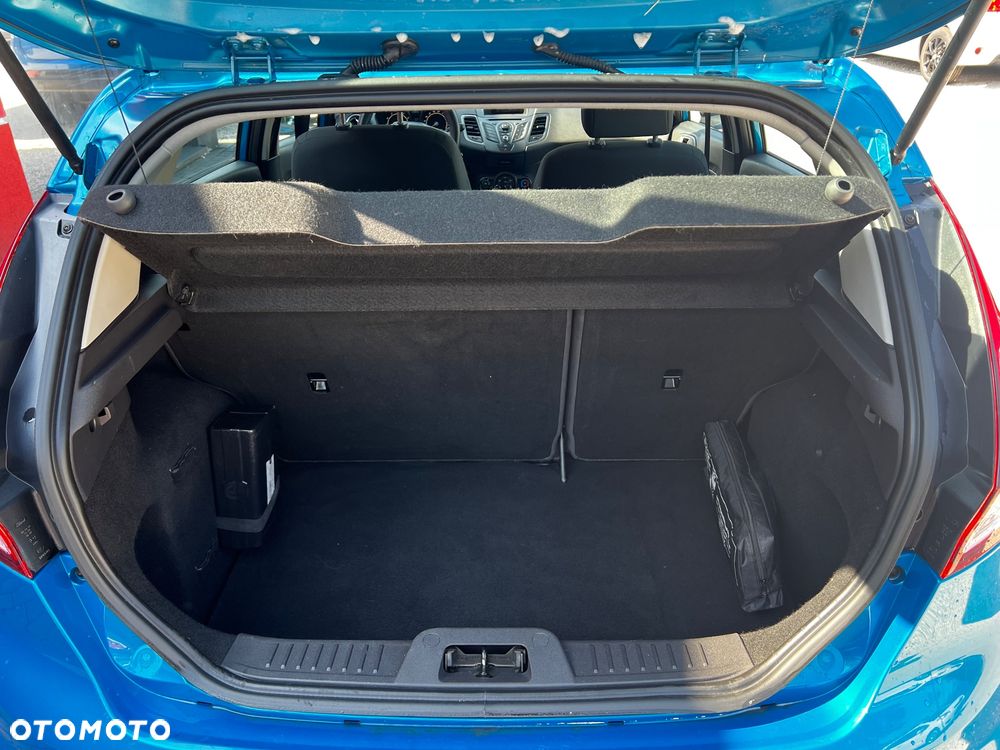 Ford Fiesta - 22