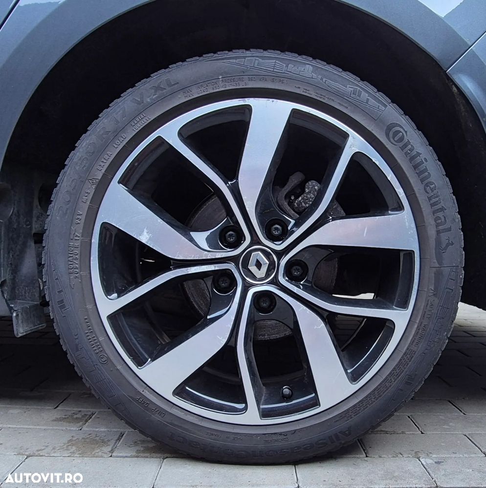 Renault Megane BLUE dCi 115 BOSE EDITION - 10