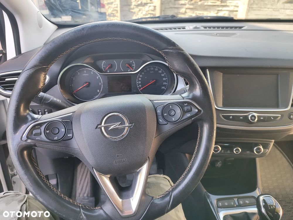 Opel Crossland X - 5