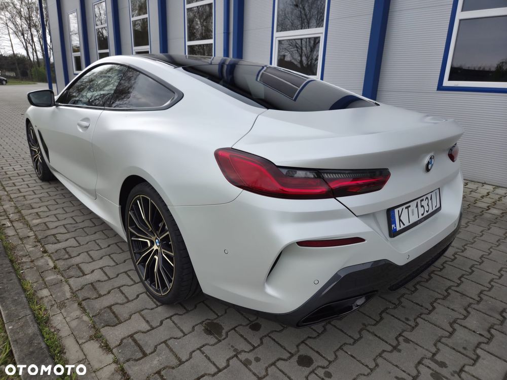 BMW Seria 8 - 5