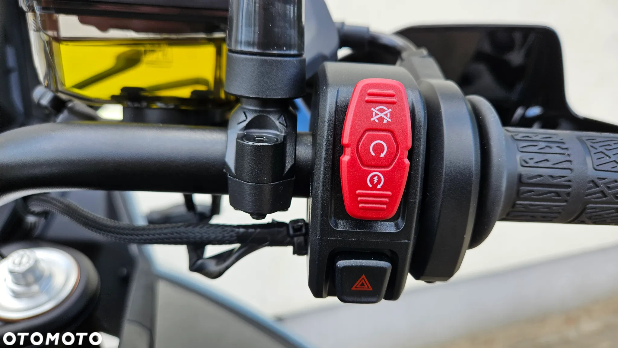 CFMoto MT - 26