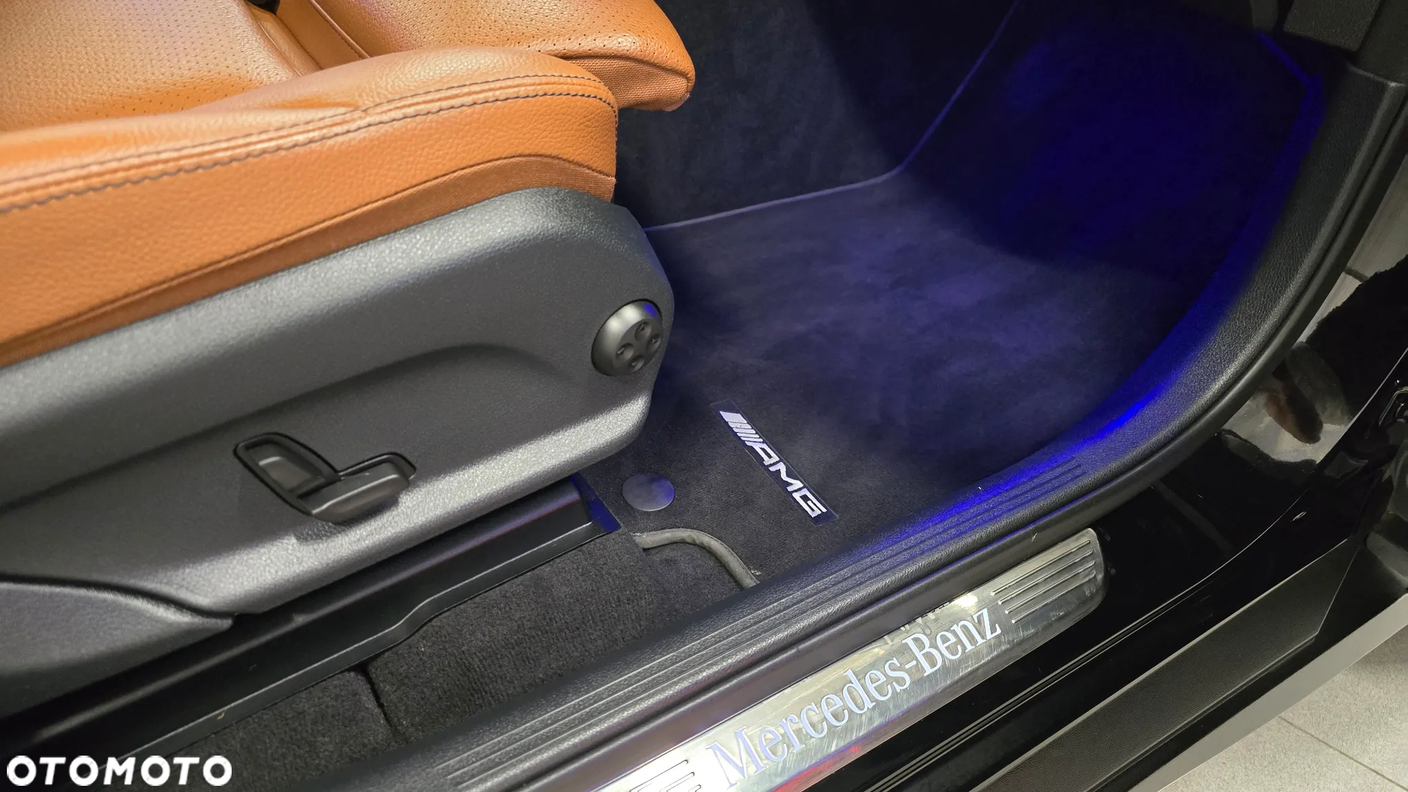 Mercedes-Benz GLC 300 e 4Matic 9G-TRONIC Edition AMG Line - 19