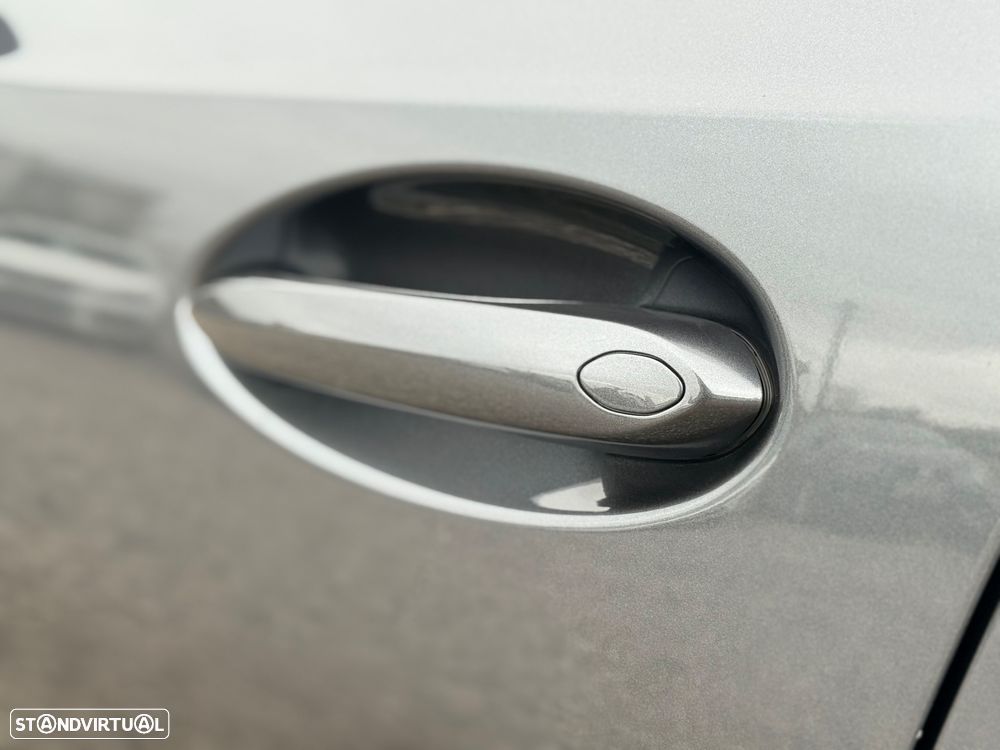 BMW 320 d Pack M Auto - 11