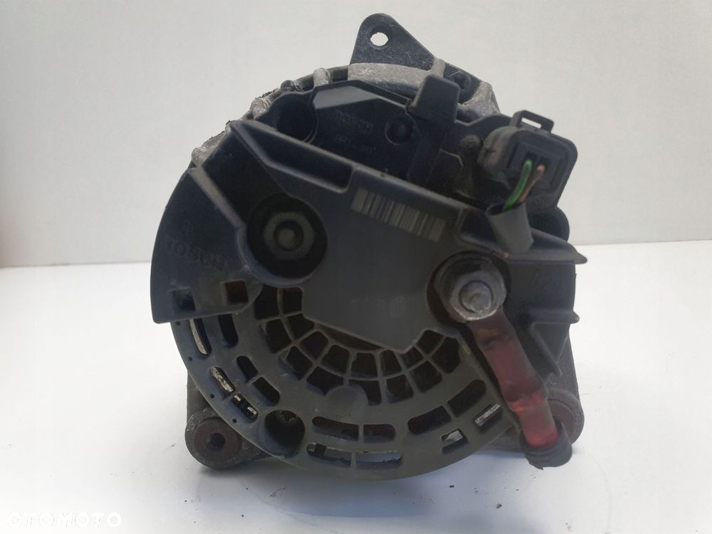 ALTERNATOR Dacia Duster 1.6 16V _ 0124525207 8200992208 Bosch 150A - 13