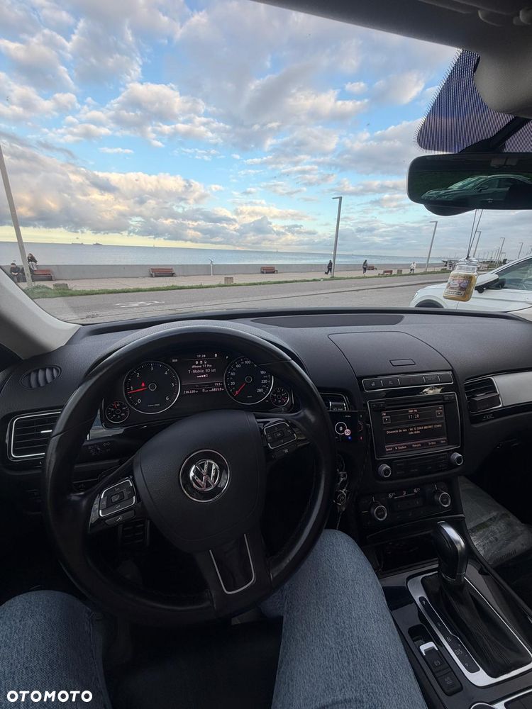 Volkswagen Touareg 3.0 V6 TDI SCR 4Mot R-Line - 16