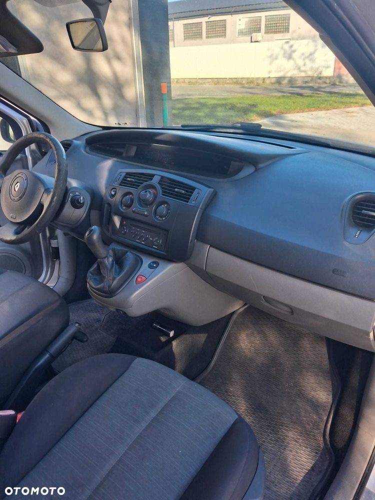 Renault Scenic - 6