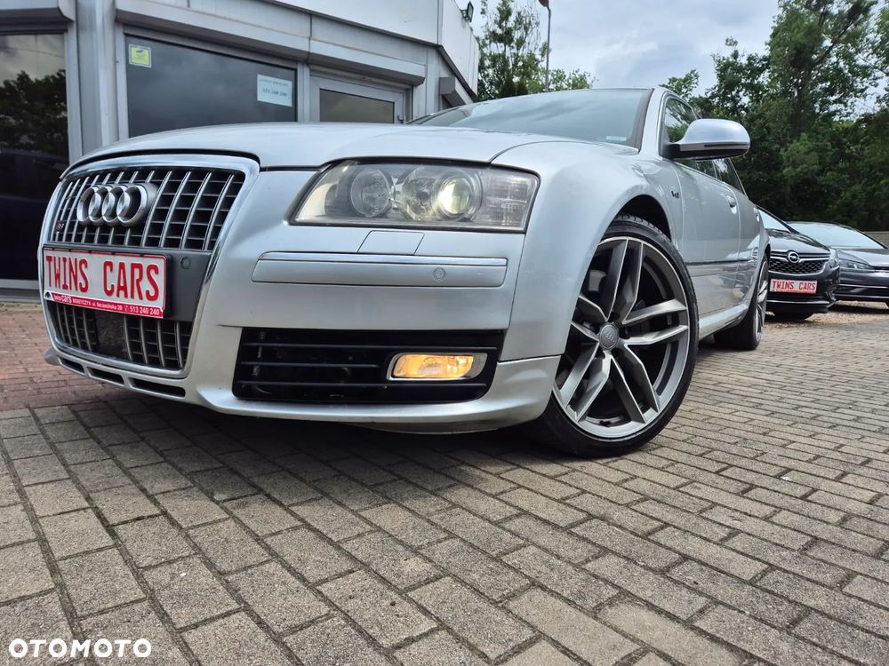 Audi S8 5.2 FSI Quattro
