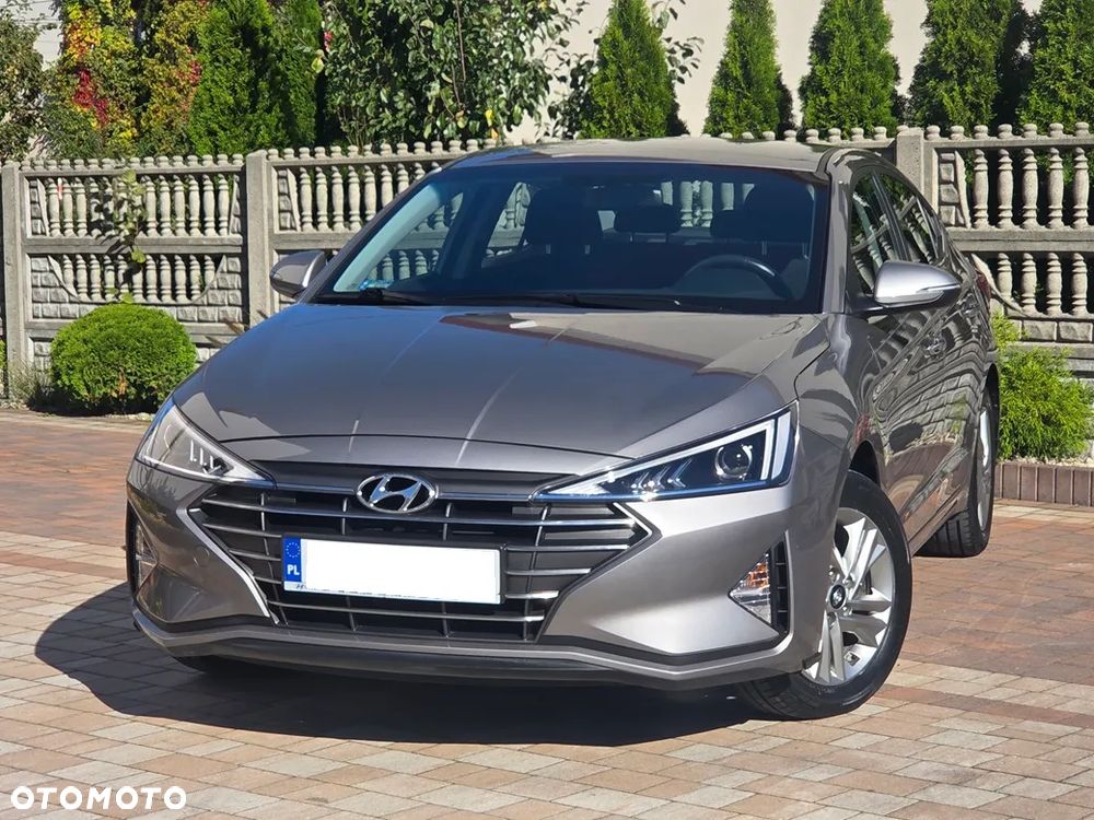 Hyundai Elantra 1.6 Style - 31