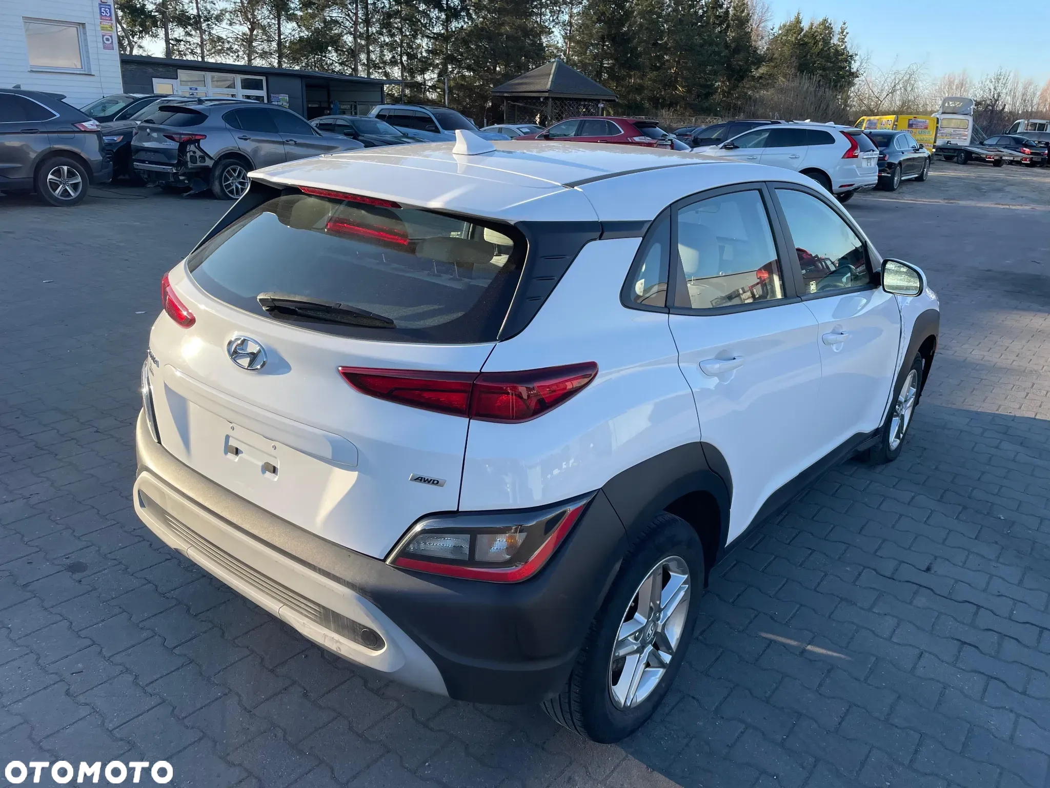Hyundai Kona - 23