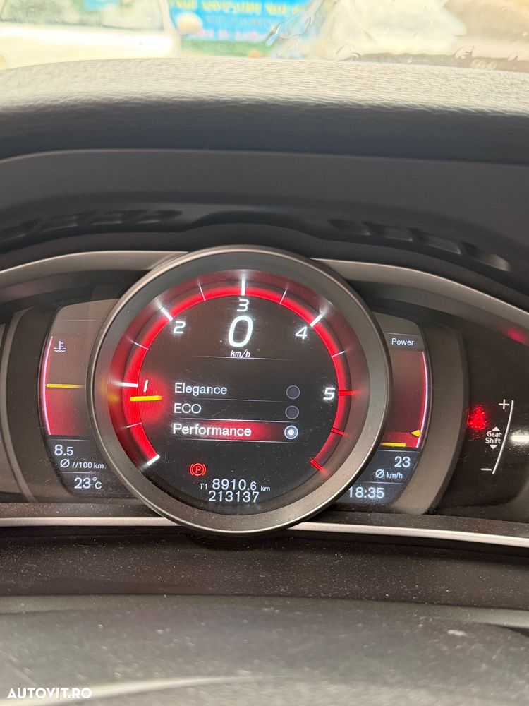 Volvo V40 D2 Basic - 21
