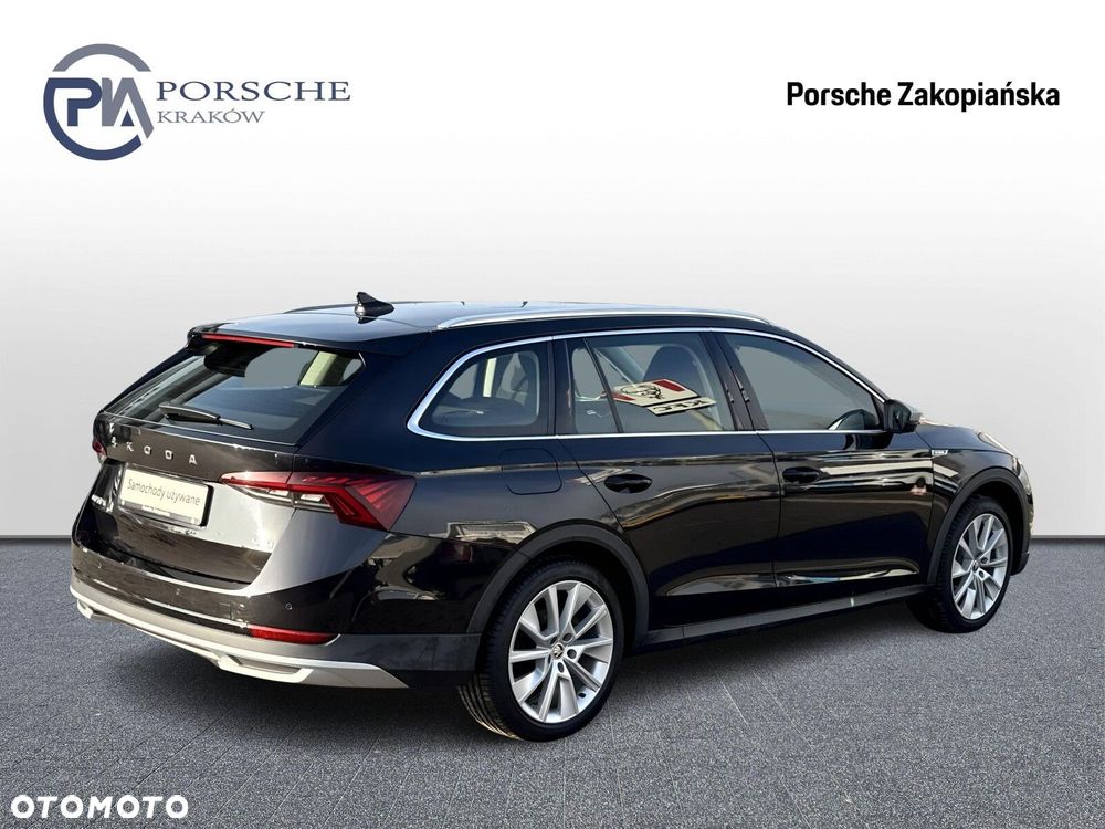 Skoda Octavia 2.0 TDI 4x4 Scout DSG - 5