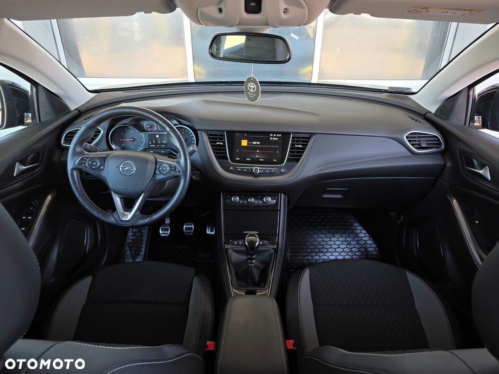 Opel Grandland 1.2 T Edition S&S - 9