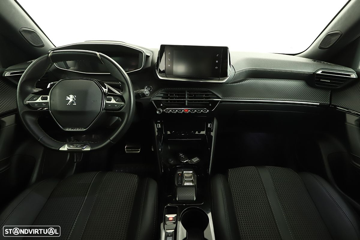 Peugeot 2008 1.2 PureTech GT EAT8 - 8