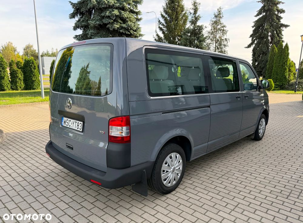 Volkswagen Transporter T5 TDI L2H1 - 2