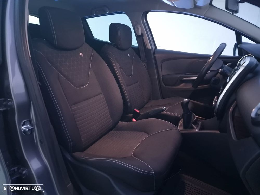 Renault Clio 0.9 TCe Limited Edition - 19