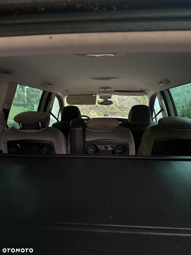 Peugeot 807 2.2 HDi Premium - 6
