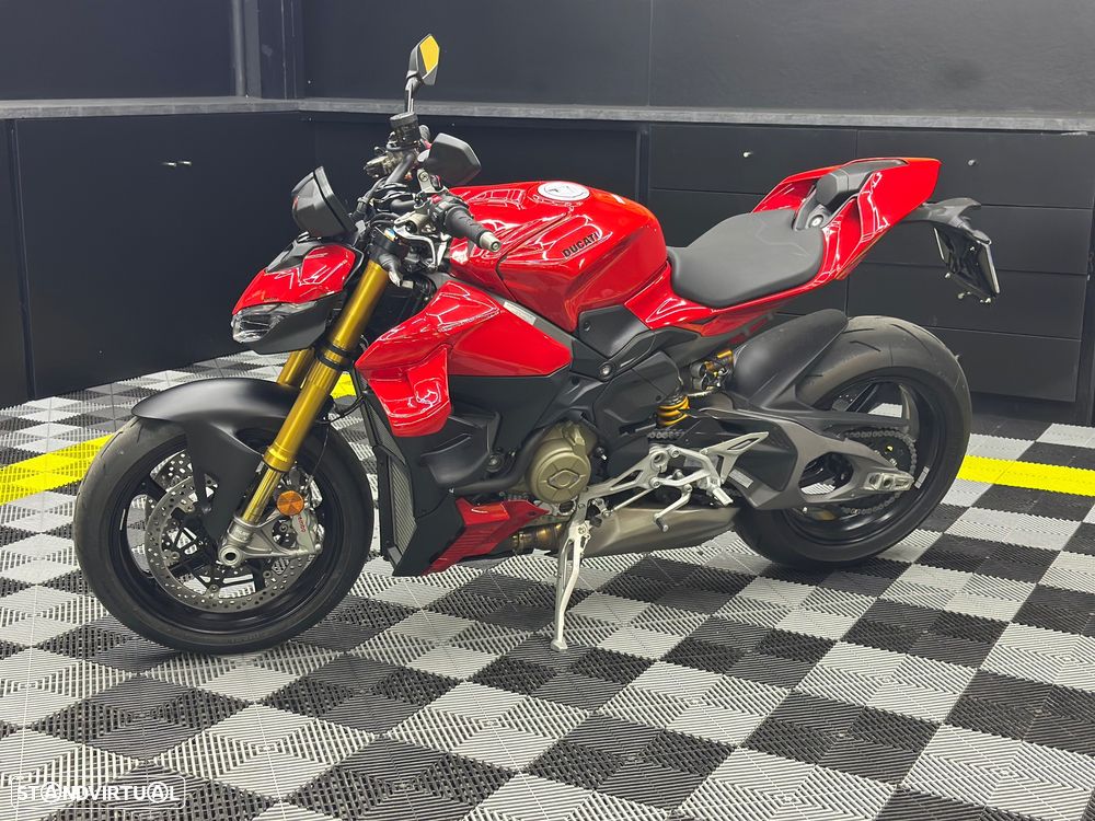 Ducati Streetfighter Street Fighter V4 - 24