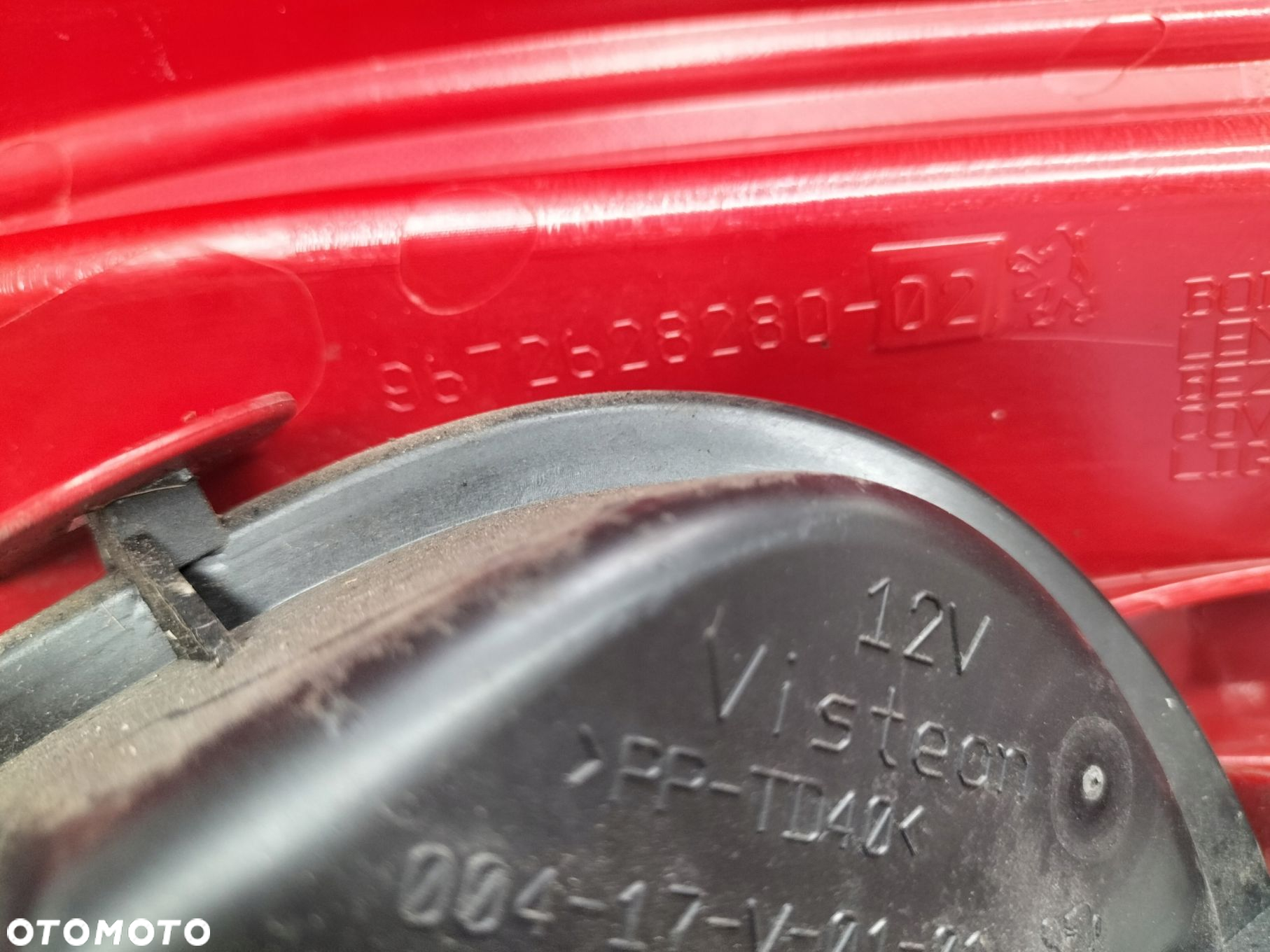 LAMPA LEWY TYŁ LEWA TYLNA PEUGEOT 208 I - 6