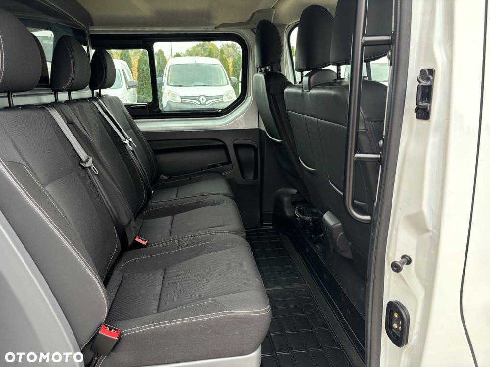 Renault Trafic - 13