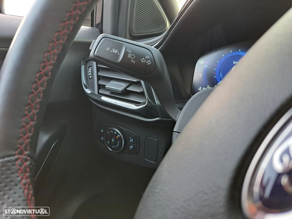 Ford Puma 1.0 EcoBoost Hybrid ST-LINE - 30