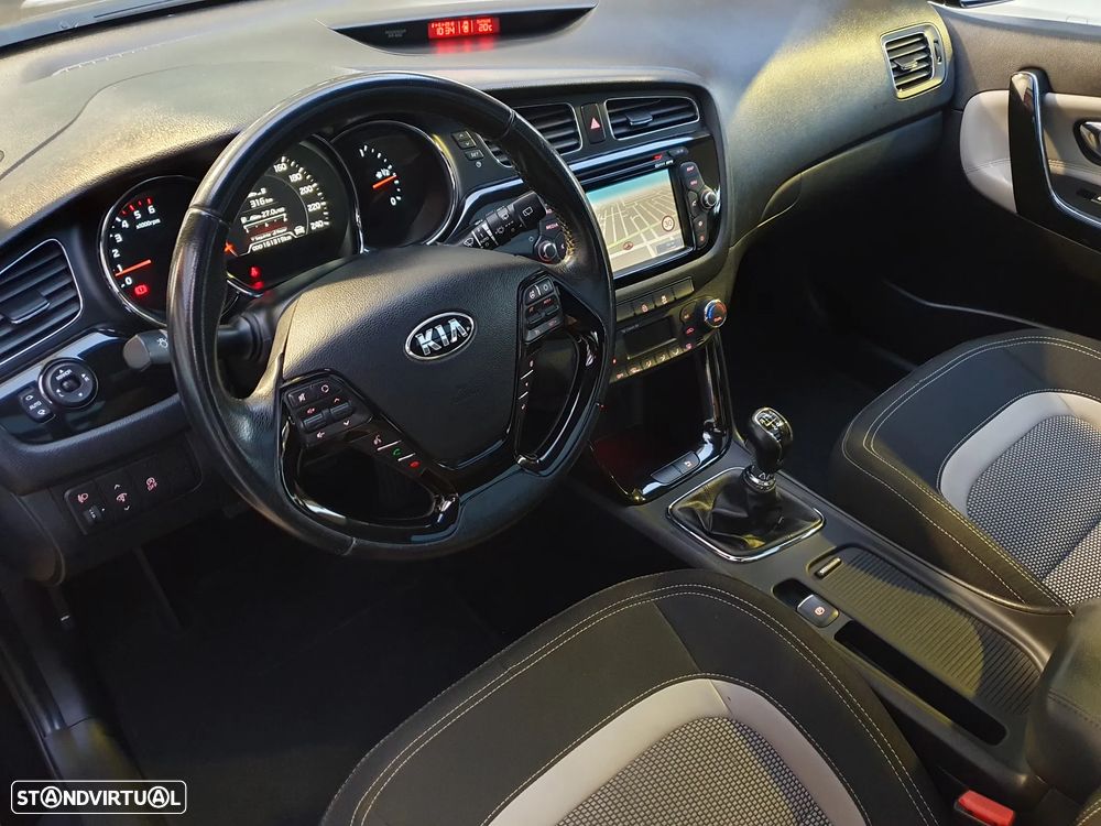 Kia Ceed SW 1.6 CRDi Prime - 3