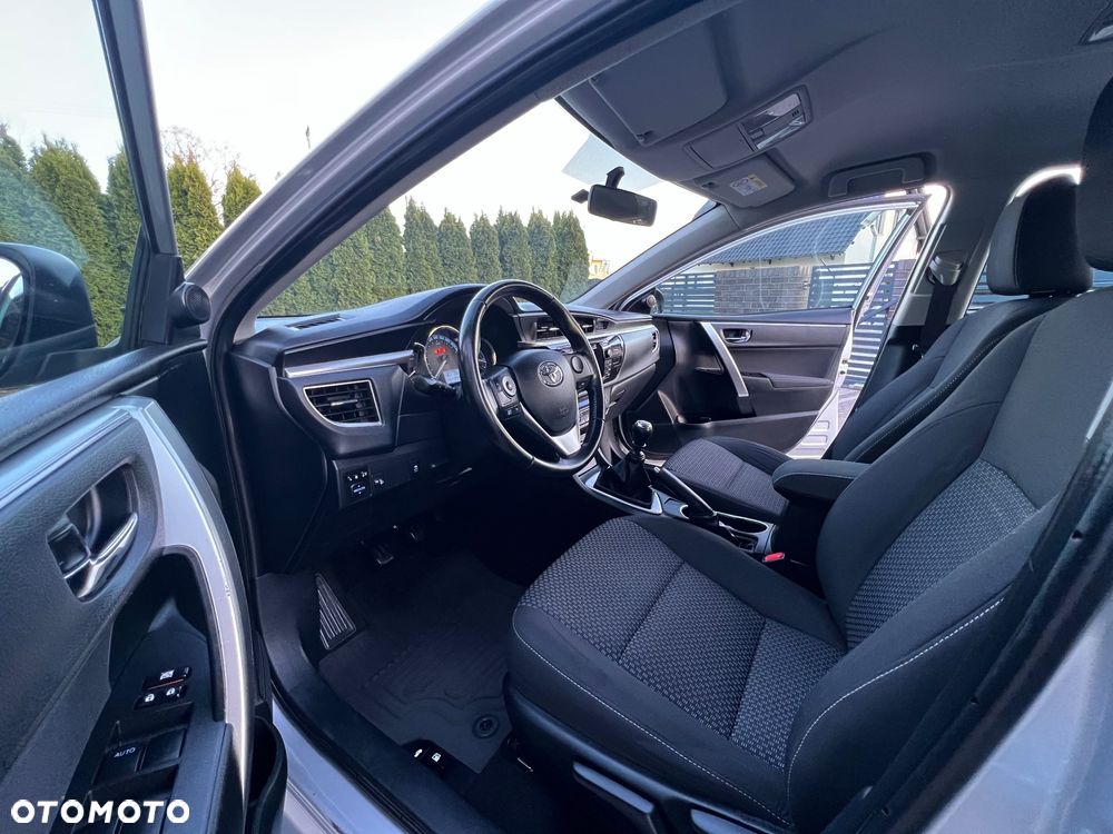 Toyota Corolla 1.6 Premium - 10