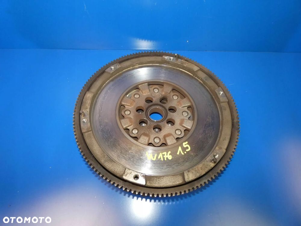MERCEDES A KLASA W176 W246 CLA W117 1.5 D CDI KOŁO DWUMASOWE DWUMAS