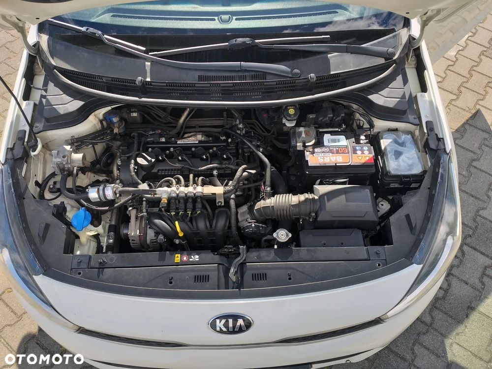 Kia Rio 1.2 M - 29