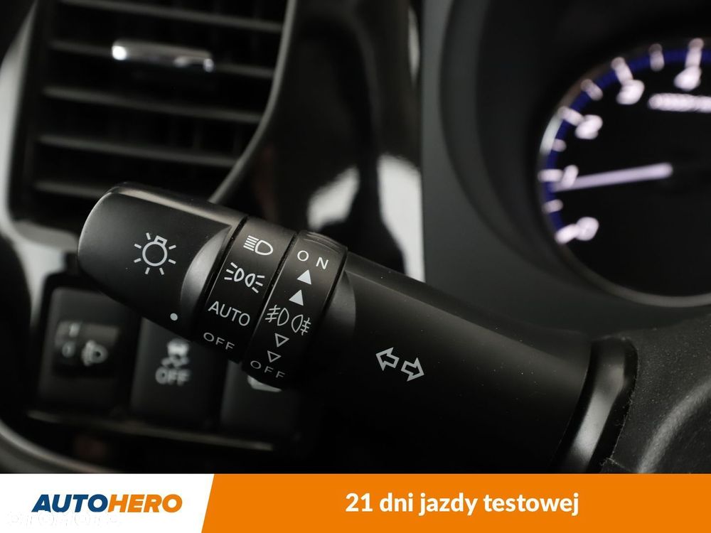 Mitsubishi Outlander - 30
